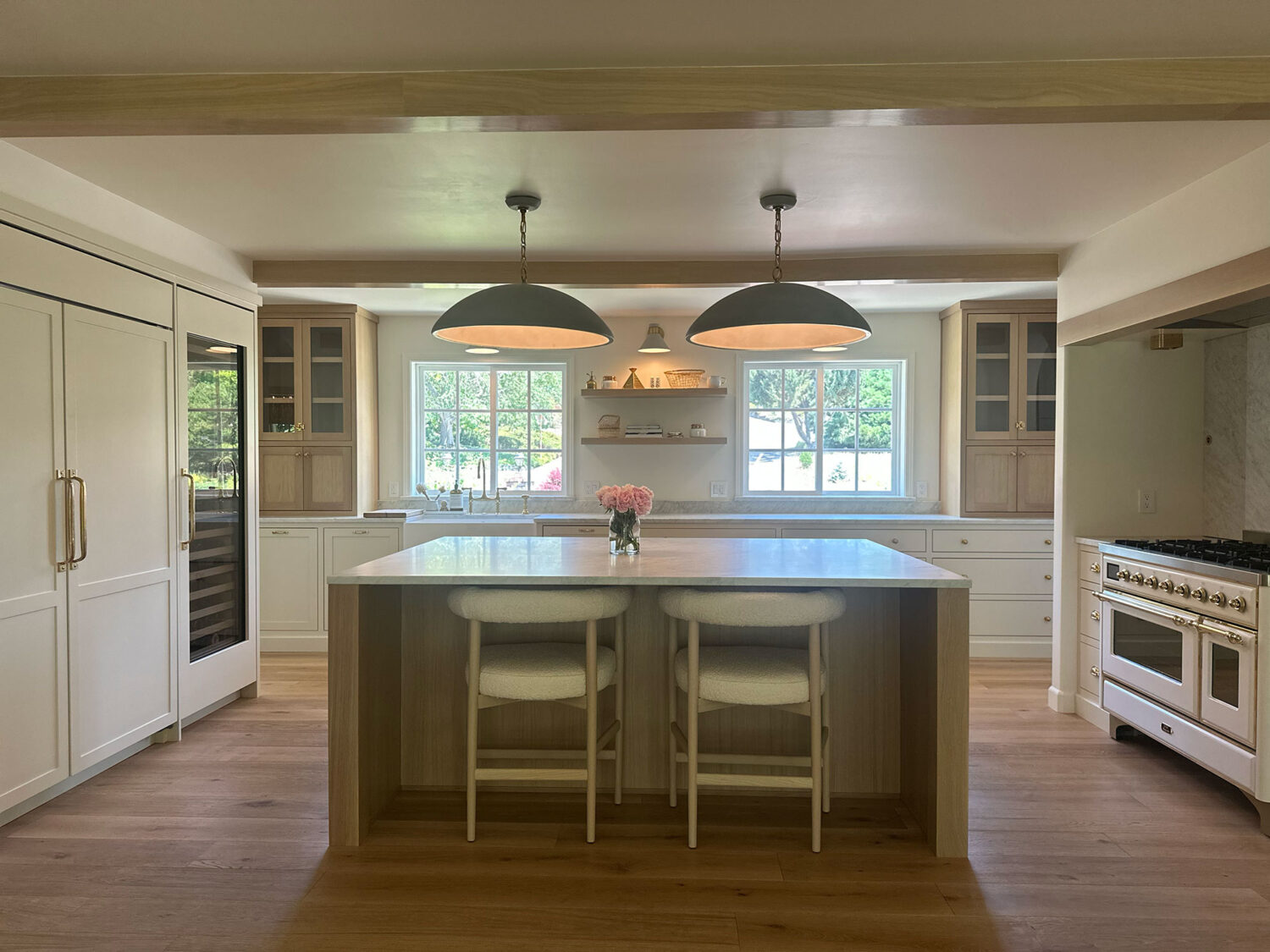 Custom Remodels & Kitchens